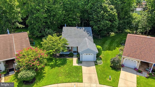 10 MADISON CT, Mount Laurel, NJ 08054