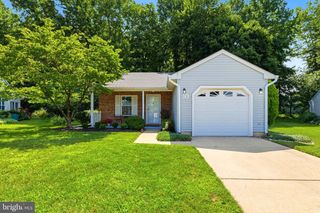 10 MADISON CT, Mount Laurel, NJ 08054