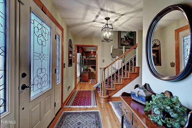 105 Kingfisher Court, Kingsport, TN 37663