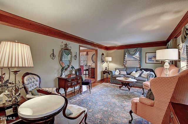 105 Kingfisher Court, Kingsport, TN 37663