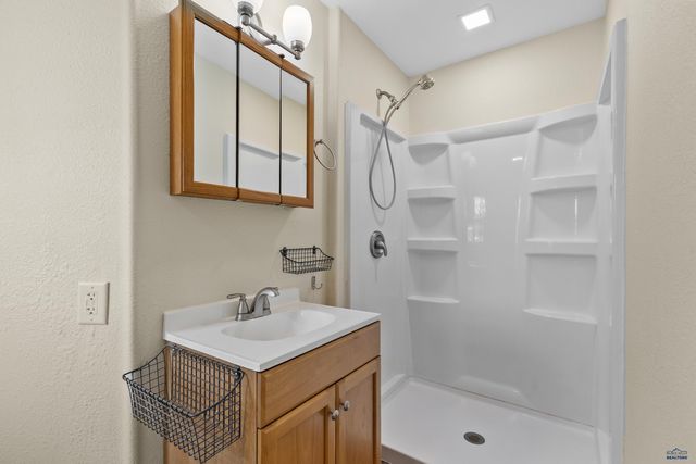 9204 S HIGH MEADOWS DR, Black Hawk, SD 57718