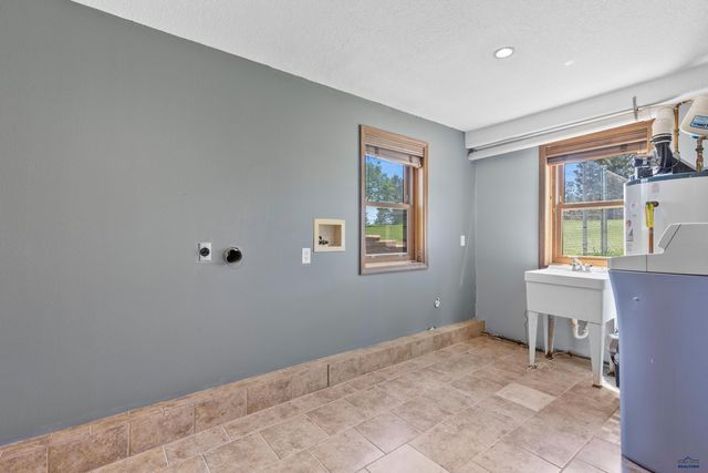 9204 S HIGH MEADOWS DR, Black Hawk, SD 57718