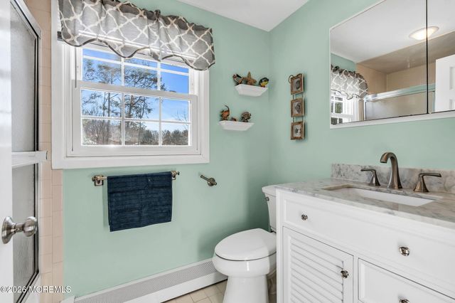 72 Idlebrook Lane, Aberdeen, NJ 07747