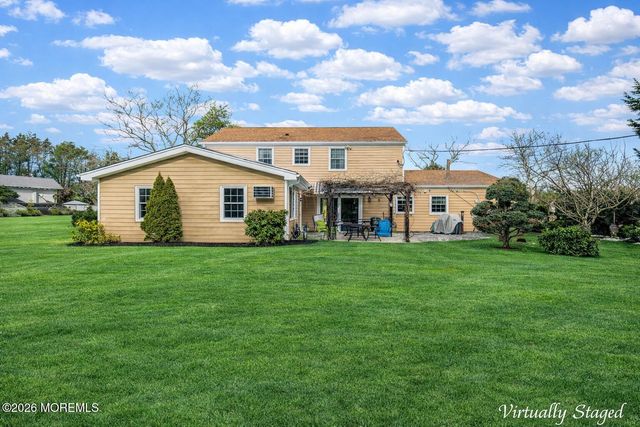 72 Idlebrook Lane, Aberdeen, NJ 07747