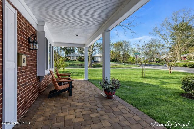 72 Idlebrook Lane, Aberdeen, NJ 07747