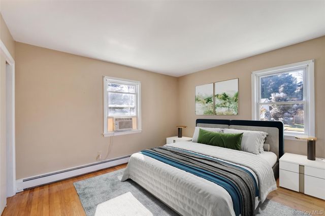4 Denim Place, White Plains, NY 10603