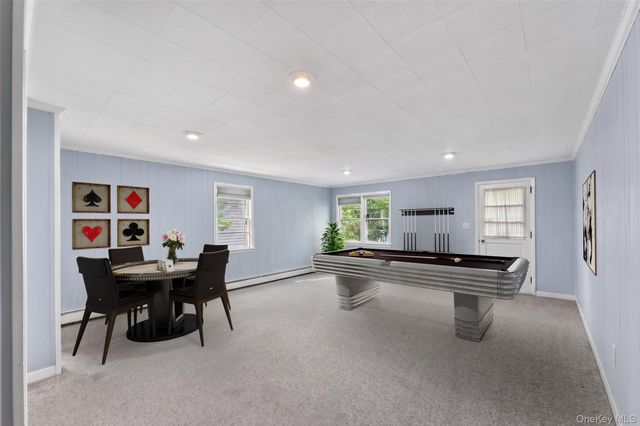 4 Denim Place, White Plains, NY 10603