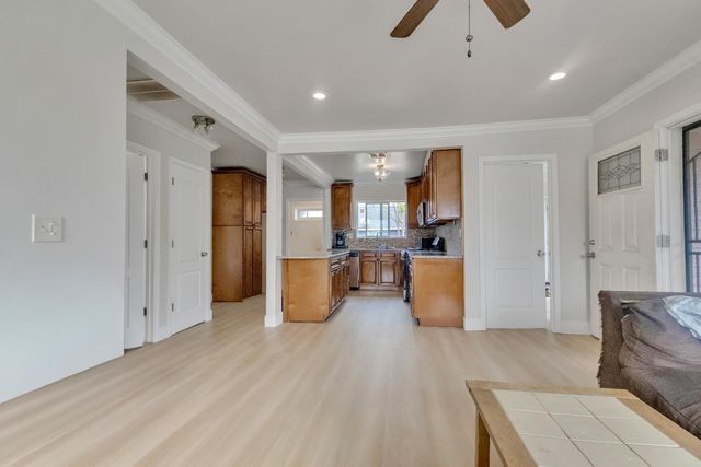 425 Burkett Ave, Stockton, CA 95205