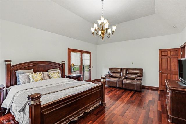 6291 Maypine Farm Boulevard, Highland Heights, OH 44143