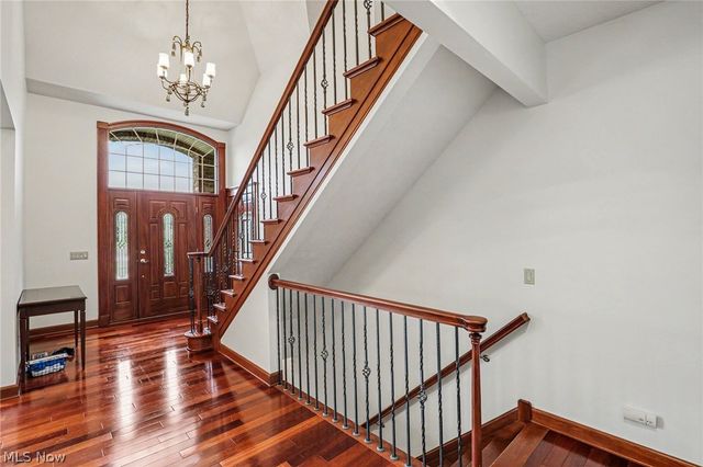 6291 Maypine Farm Boulevard, Highland Heights, OH 44143