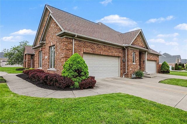 6291 Maypine Farm Boulevard, Highland Heights, OH 44143