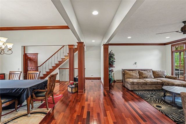 6291 Maypine Farm Boulevard, Highland Heights, OH 44143
