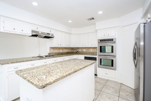 7822 Albin Lane, Houston, TX 77071