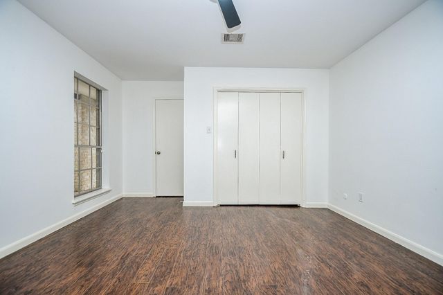 7822 Albin Lane, Houston, TX 77071