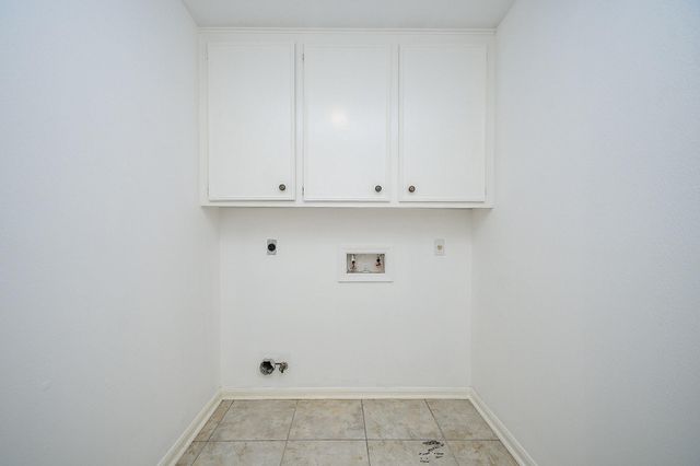 7822 Albin Lane, Houston, TX 77071