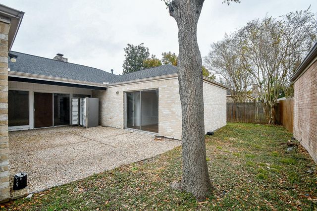 7822 Albin Lane, Houston, TX 77071