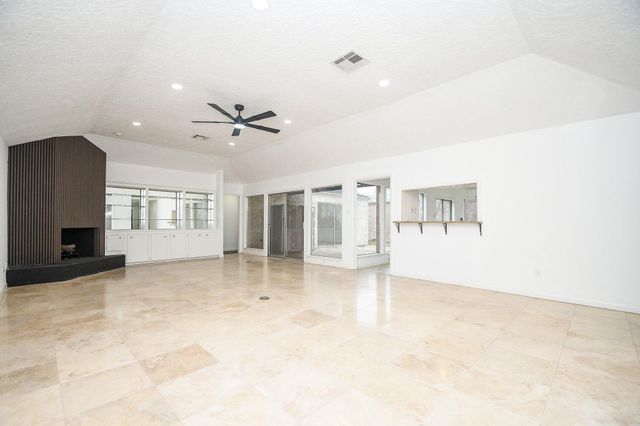 7822 Albin Lane, Houston, TX 77071