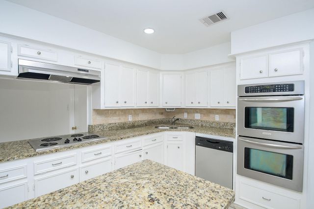 7822 Albin Lane, Houston, TX 77071