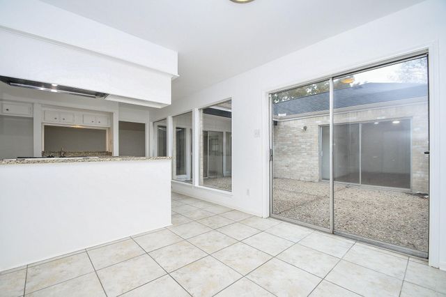 7822 Albin Lane, Houston, TX 77071