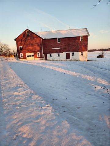 364 Kinsman Rd, Green Twp, PA 16134