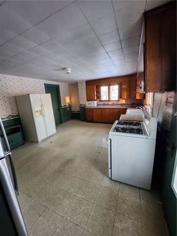 364 Kinsman Rd, Green Twp, PA 16134