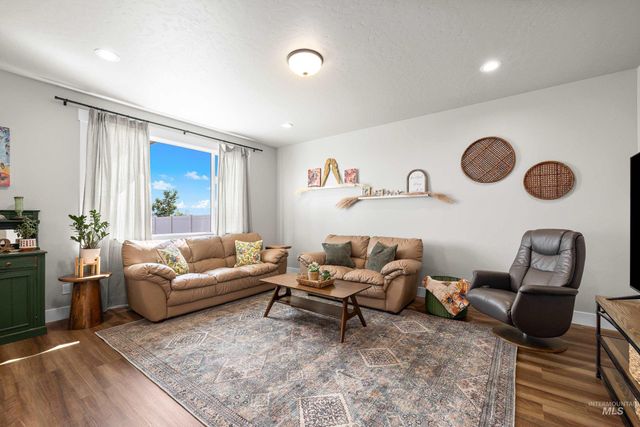 4580 E Musselshell Dr., Nampa, ID 83687