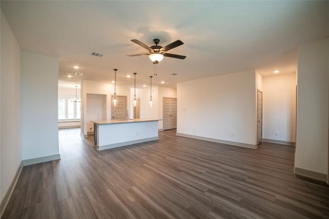 2031 Winepress Road, Brenham, TX 77833