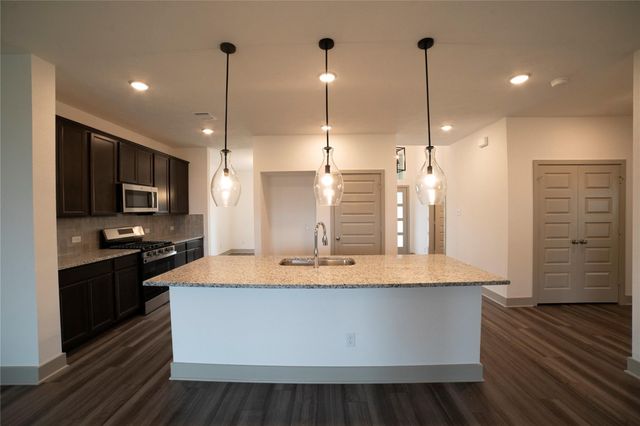 2031 Winepress Road, Brenham, TX 77833