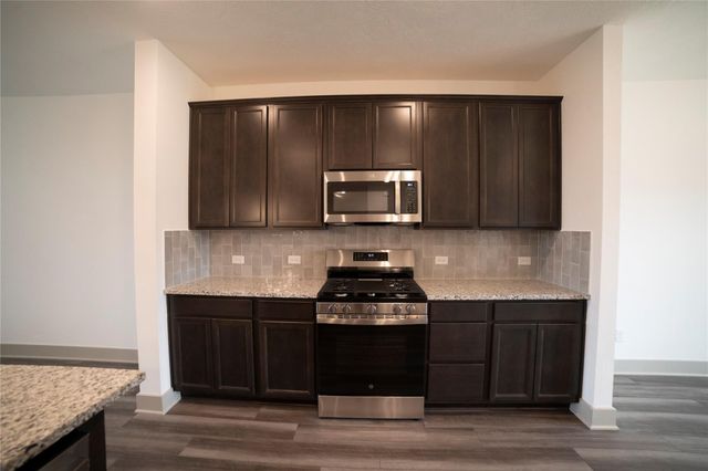 2031 Winepress Road, Brenham, TX 77833