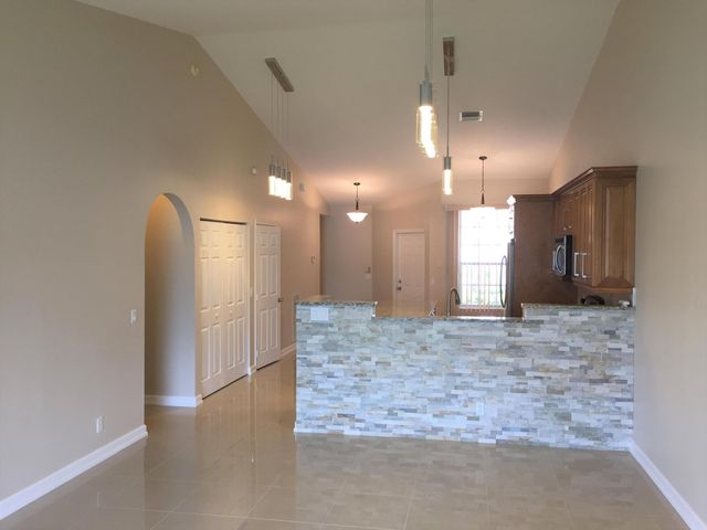 8419 Long Bay, West Palm Beach, FL 33411