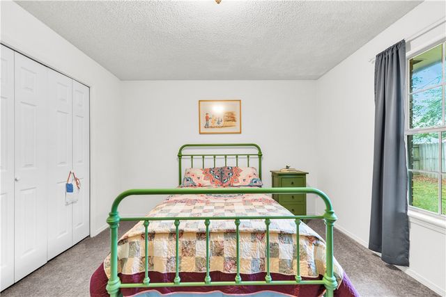 4245 W Patrick Street, Fayetteville, AR 72704