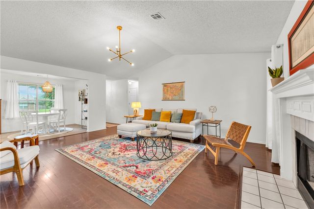 4245 W Patrick Street, Fayetteville, AR 72704