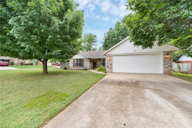 4245 W Patrick Street, Fayetteville, AR 72704