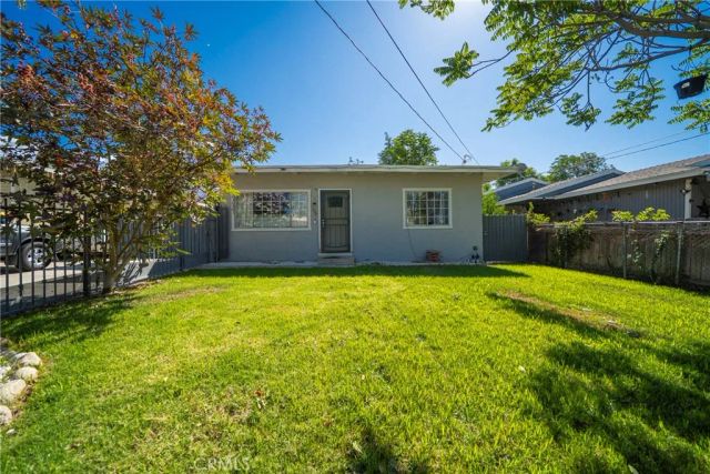 2137 Pepper Drive, Highland, CA 92346