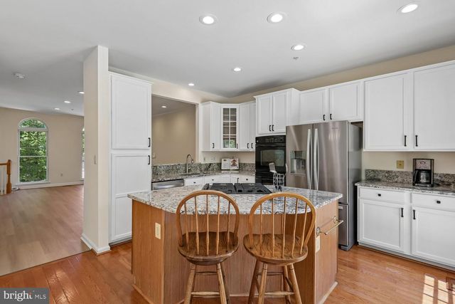 46 WADDINGTON LN, Rockville, MD 20850