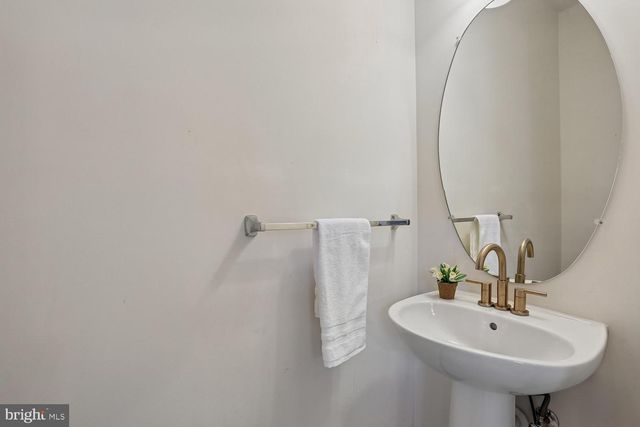46 WADDINGTON LN, Rockville, MD 20850