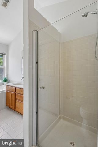 46 WADDINGTON LN, Rockville, MD 20850