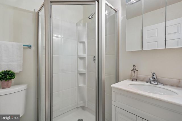 46 WADDINGTON LN, Rockville, MD 20850