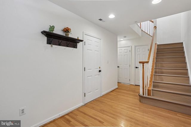 46 WADDINGTON LN, Rockville, MD 20850