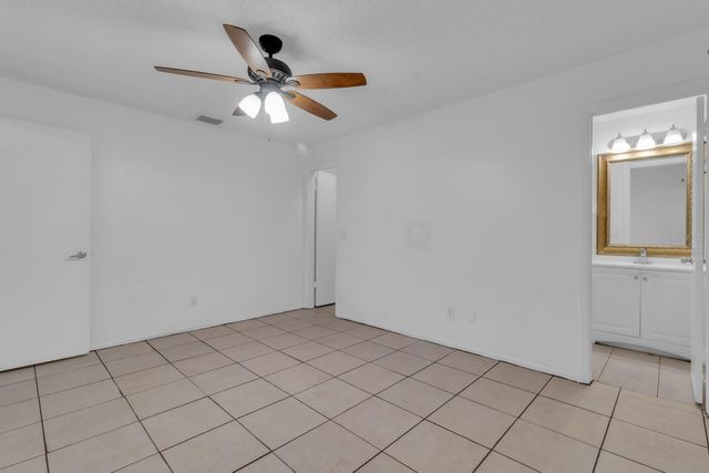 2432 KING OAK COURT, St Cloud, FL 34769