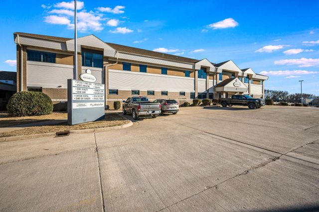 757 S State Street Suite 3, Fairmont, MN 56031