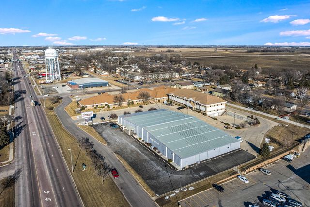 757 S State Street Suite 3, Fairmont, MN 56031