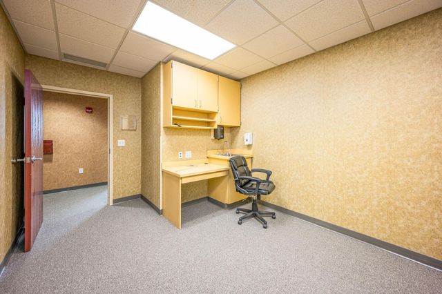 757 S State Street Suite 3, Fairmont, MN 56031