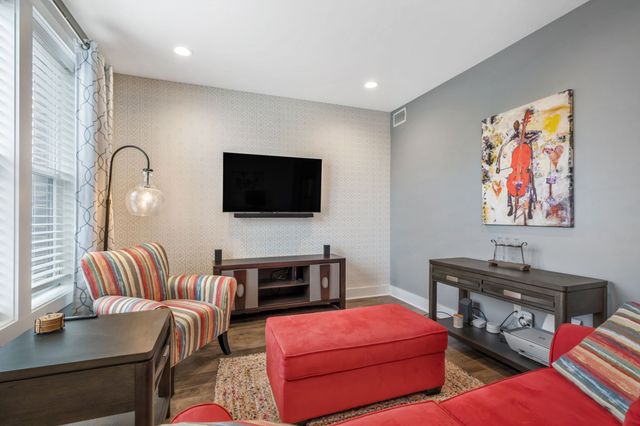 1077 E Trinity Ln Apt 307, Nashville, TN 37216