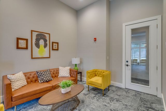 1077 E Trinity Ln Apt 307, Nashville, TN 37216