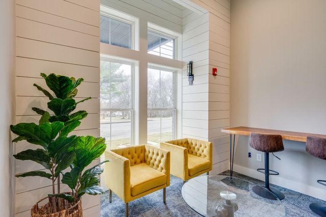 1077 E Trinity Ln Apt 307, Nashville, TN 37216