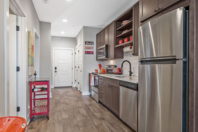 1077 E Trinity Ln Apt 307, Nashville, TN 37216