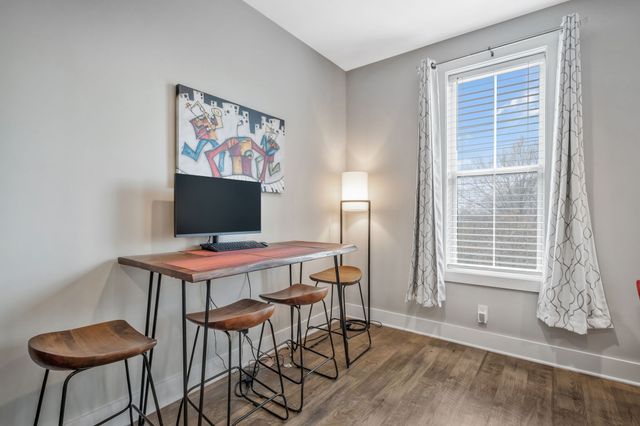 1077 E Trinity Ln Apt 307, Nashville, TN 37216