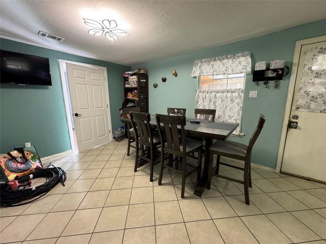 7518 Gracia Street, Houston, TX 77037