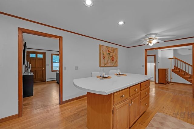 20 Brentwood Dr, Dudley, MA 01571